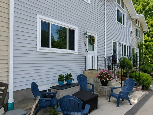 48 Scenic Cir, Croton On Hudson, NY 10520