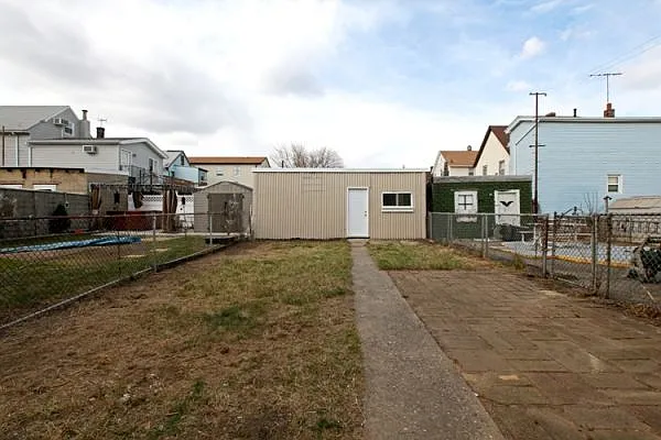 Sold by Liberty Realty | media 4