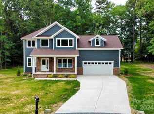 1220 Jamestowne Dr, Monroe, NC 28110