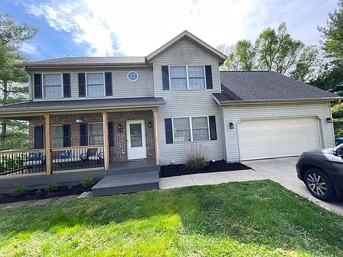 327 W White Pine Ct Photo 1