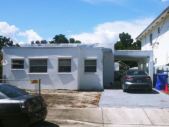 4th image of 4624 NW 15th Ct #0