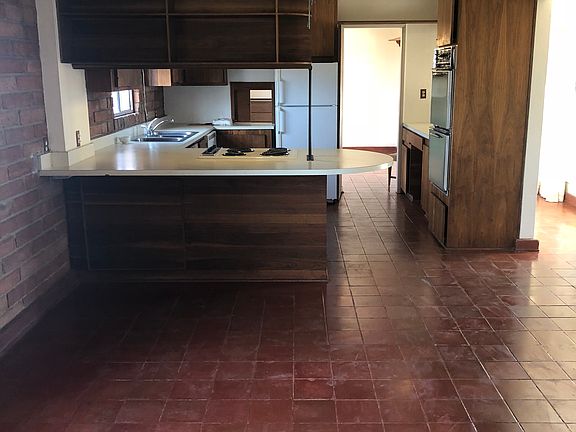 Kitchen & Family room