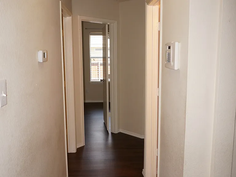 4945 Diamond Trace Trl — Photo 3
