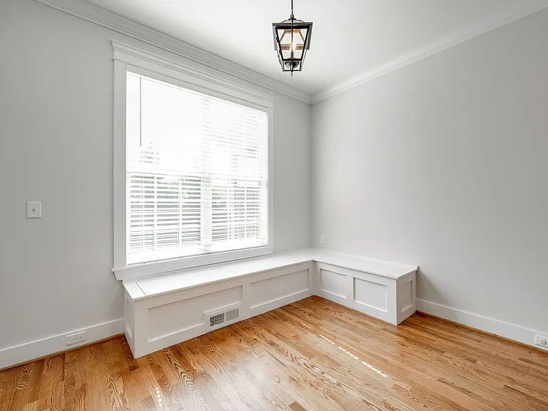 8885 McKenzie Farm Dr — Photo 18