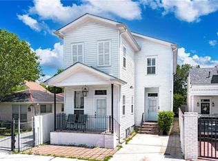 1119 Valence St, New Orleans, LA 70115