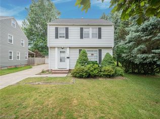 1516 Commodore Rd, Lyndhurst, OH 44124