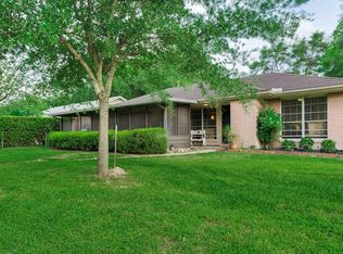 5723 Libbey Ln, Houston, TX 77092