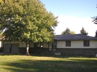 4320 Sherwood Rd, Grand Island, NE 68803
