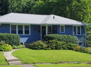 7 Pompano Rd, Worcester, MA 01605