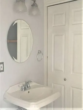 508 Cathedral Dr — Photo 13