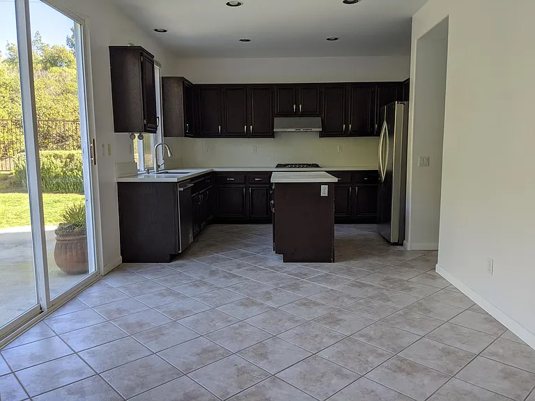 4316 Calle Mar De Ballenas — Photo 10