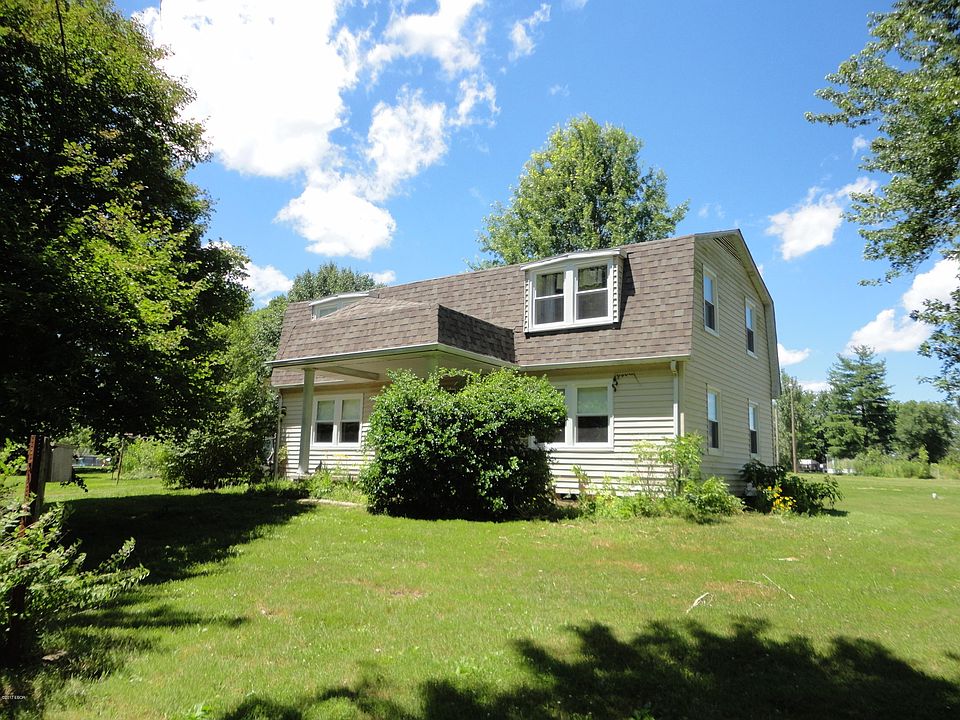 1st image of 985 Egyptian Hills Dr
