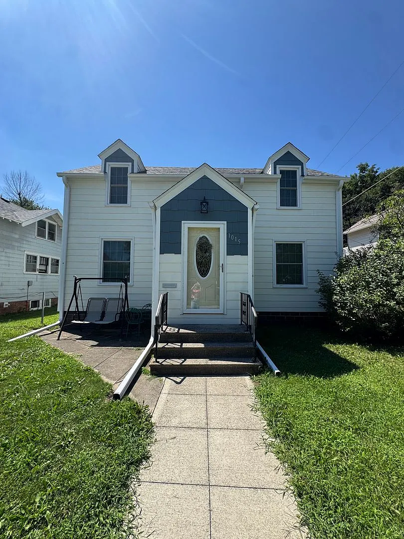 1015 Ave C, Fort Dodge — Photo 1