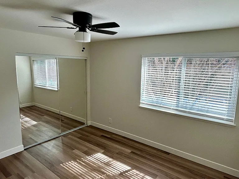3745 Miramar Way — Photo 26