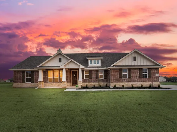 2913 Mossy Oak Dr, Terrell, TX 75160