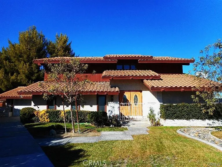 13290 Rain Shadow Rd — Photo 1