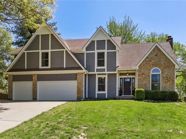 7703 NW Roberts Rd, Weatherby Lake, MO 64152