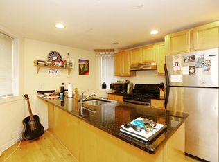 1741 W Melrose St, Chicago, IL 60657