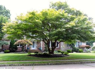 3 Redwood Dr, Marlboro, NJ 07746