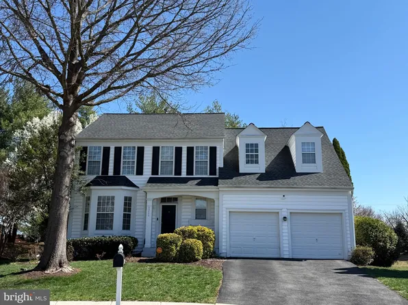 43569 Yorkshire Ct, Ashburn, VA 20147