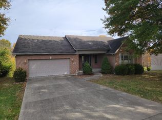 106 Farrar Dr, Aurora, IN 47001