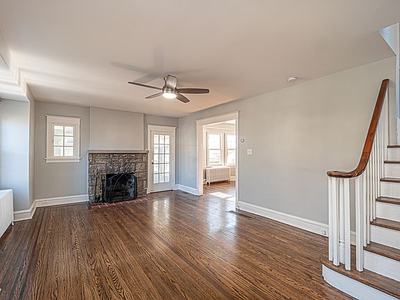 2nd image of 2418 Linden Dr