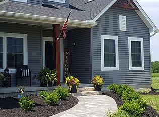 3905 Adamsville Rd, Zanesville, OH 43701