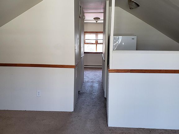 Wall to wall carpeting throughout