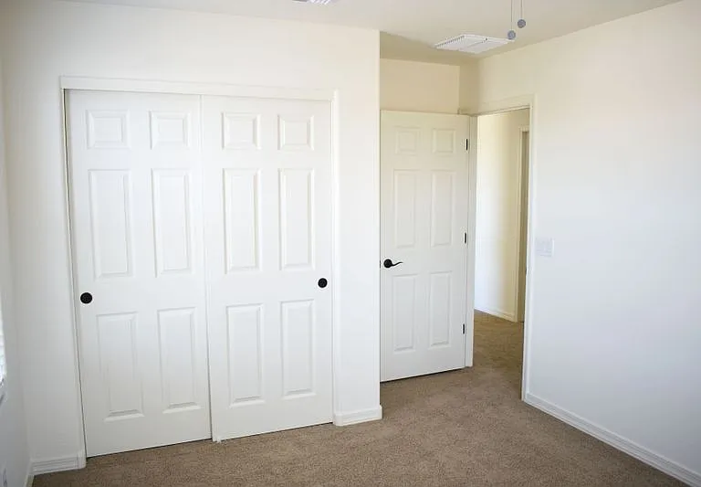 1736 S 82nd Pl — Photo 17