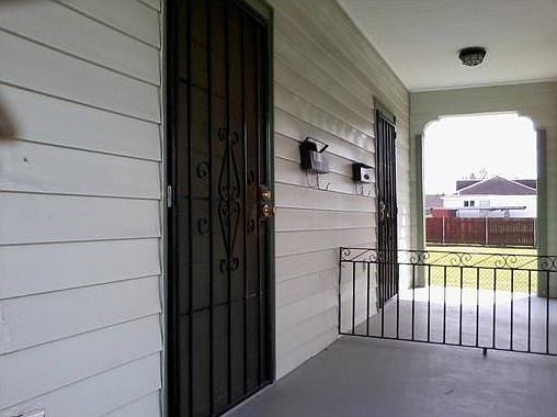 2nd image of 1829 Pauline St