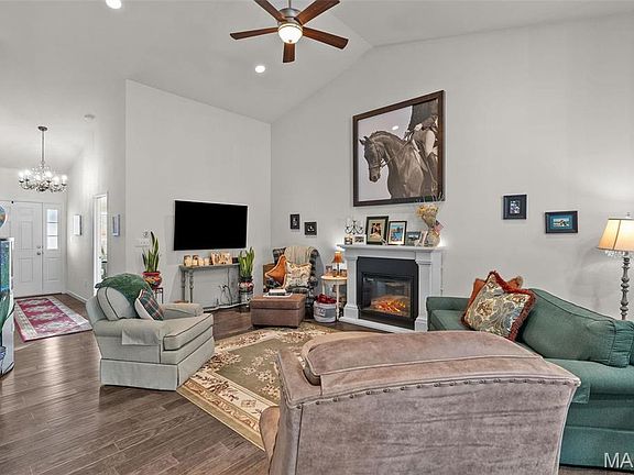 3rd image of 16216 Amber Vista Dr