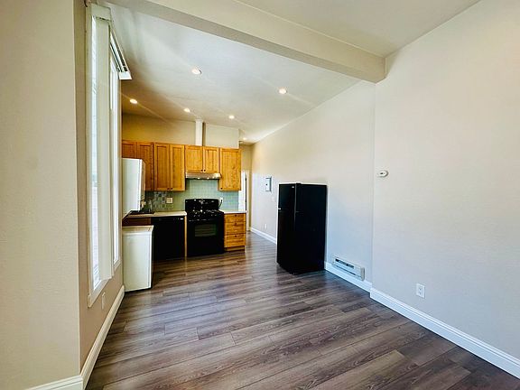 2nd image of 3210 San Leandro St APT 8