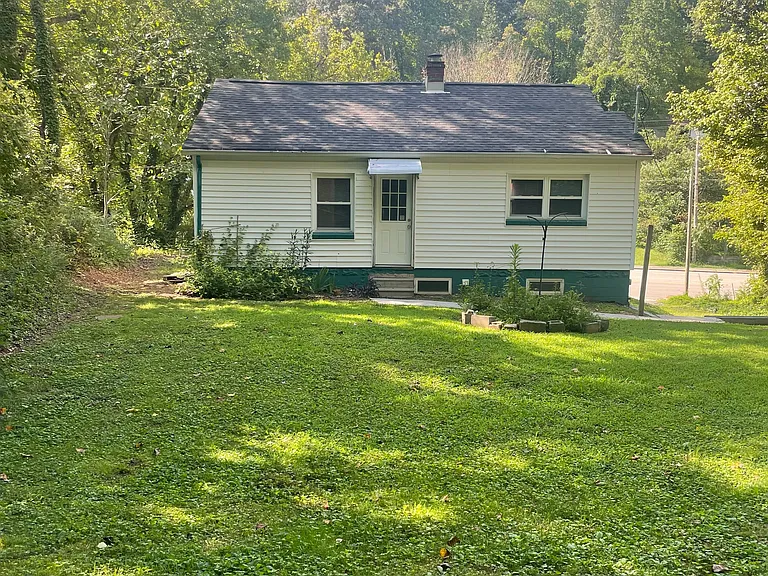 635 Tri County Blvd — Photo 2