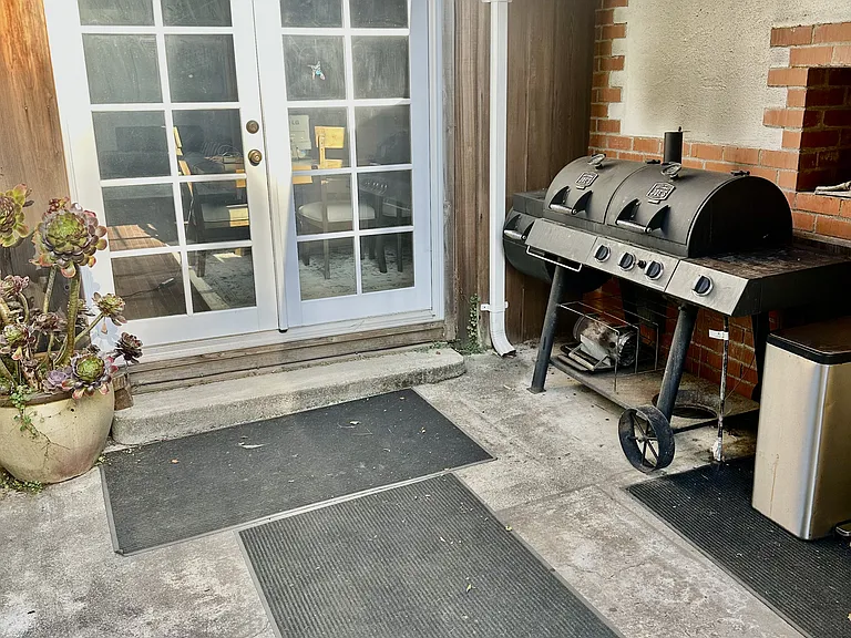 John Hyman Rd — Photo 29