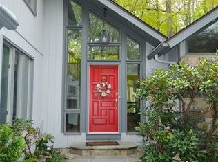 1 Legend Dr, Bethel, CT 06801