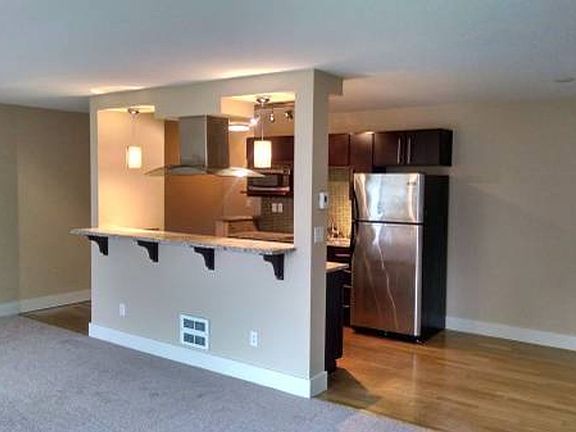 5th image of 191 106th Ave SE APT 10