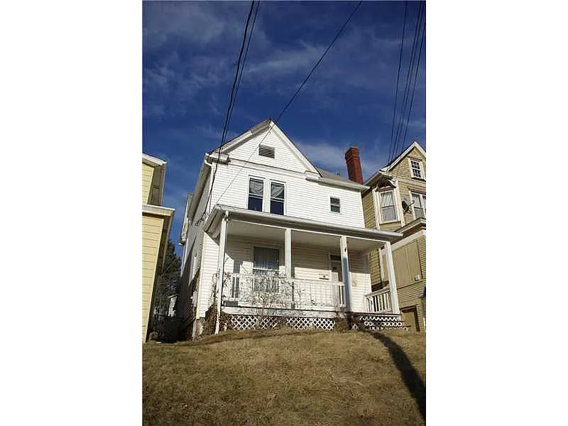446 Allison Ave photo 1