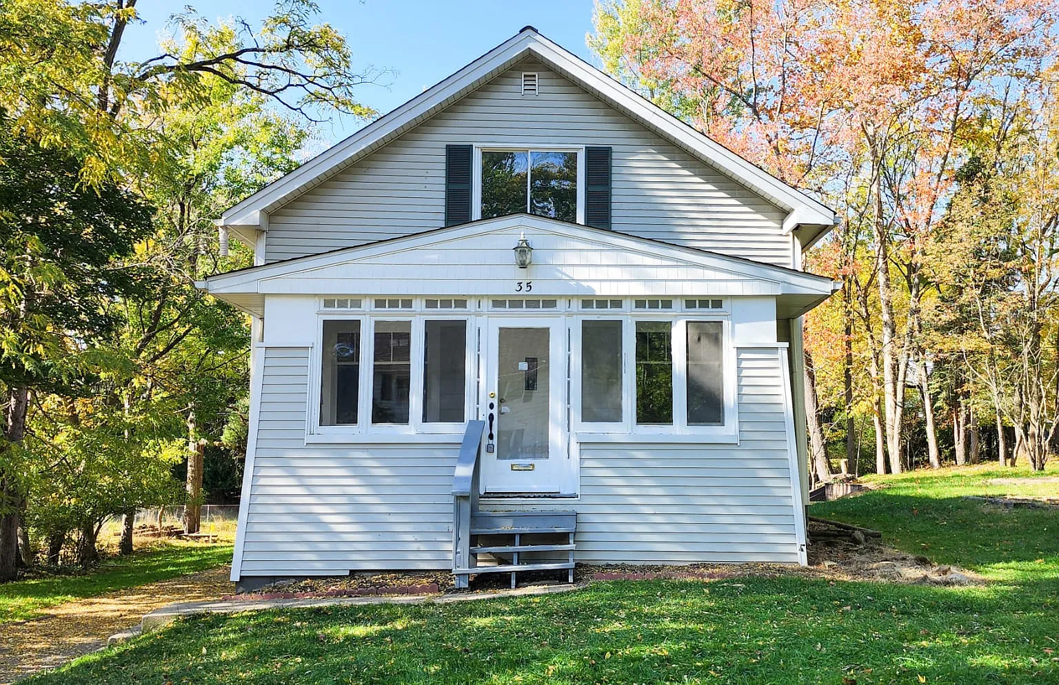 3 bed, 1240 sqft, $1,475 — Photo 1