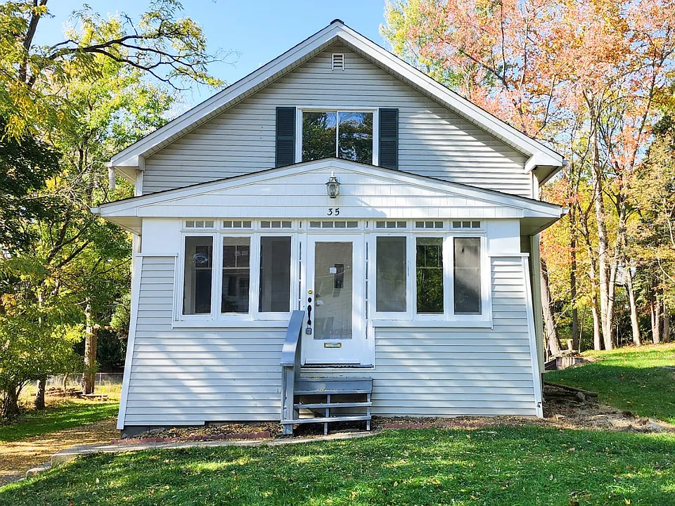 35 Thames Ave
