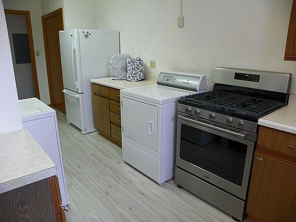 5th image of 230 N Water St #230