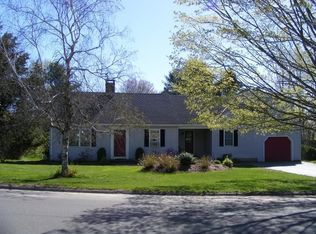 4 Kirtland Ave, Chester, CT 06412