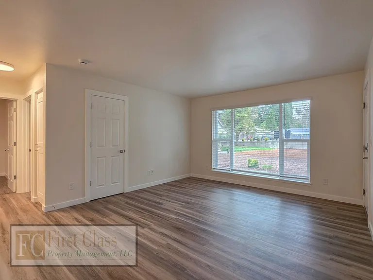 Westview Terrace — Photo 29