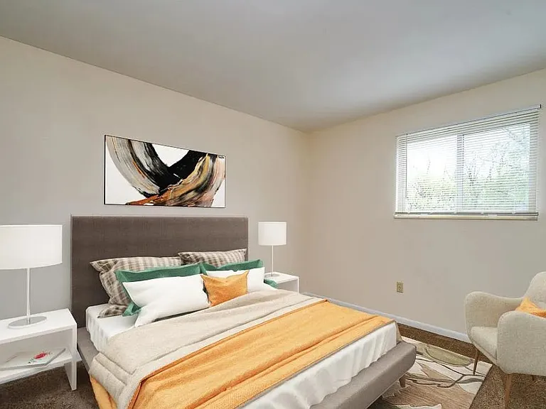Spring Creek Apartments — Photo 9