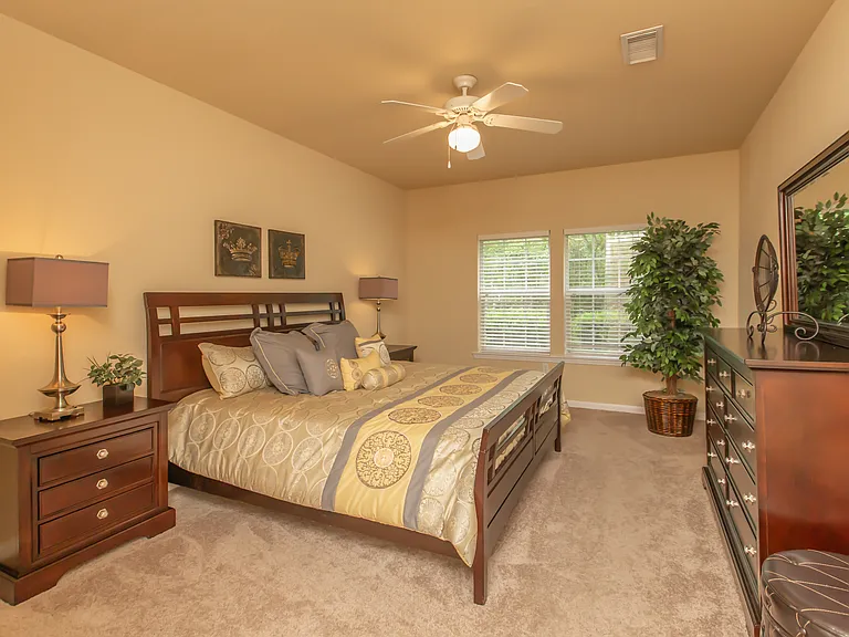 Arbor Place Apartments — Photo 15