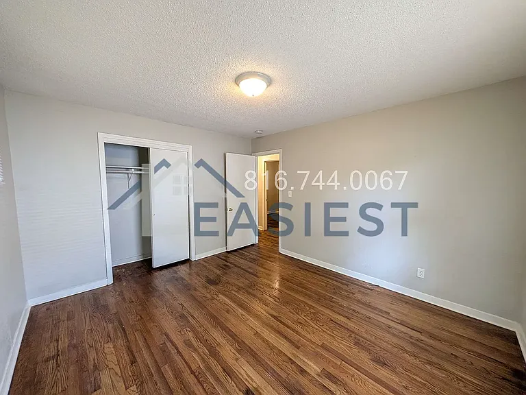 6315 E 149th St — Photo 14