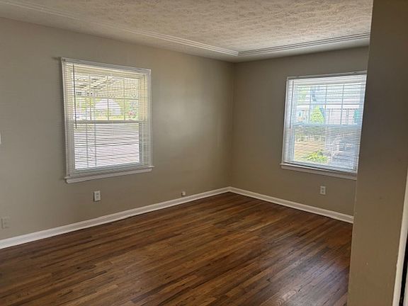 5th image of 2450 E 37th St