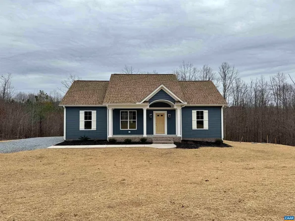 1279 Lewiston Plank Rd, Burkeville, VA 23922