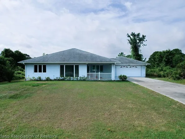 648 Buccaneer St NW #4, Lake Placid, FL 33852