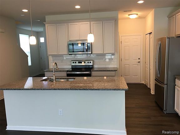 3rd image of 24739 Ivy Ln #47