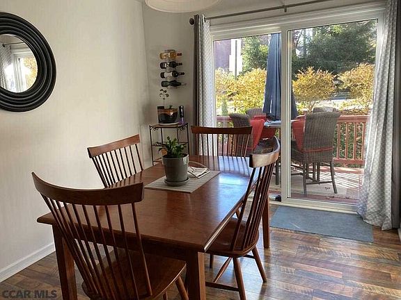 4th image of 205 Amblewood Way